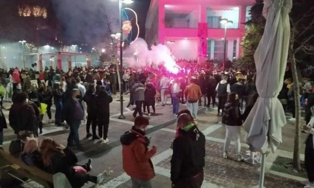 Καρναβάλι στη Ξάνθη: Επέμβαση αστυνομίας για διάλυση πλήθους